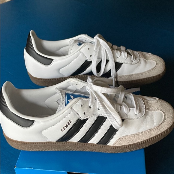 Adidas Samba OG Women's Sneakers - White and Tan - Picture 2 of 7